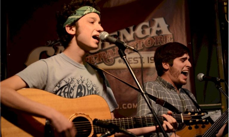 The Cahuenga General Store, Sam Smith and  Pete Seeger