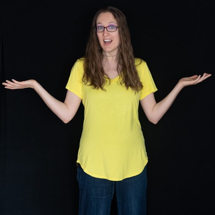 Theater Reviews “Yes? No? Maybe So?” at Whitefire Theatre Solofest