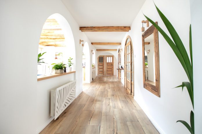 3 Ideas for Styling Your Hallway