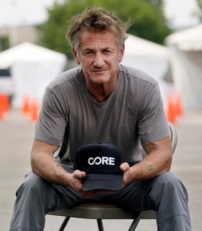 Sean Penn _cropped_-reduced