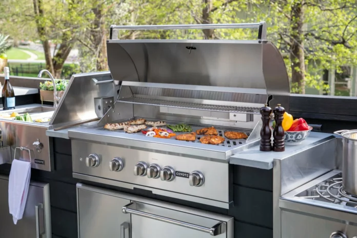 Built-In Grill Ideas for Your Backyard