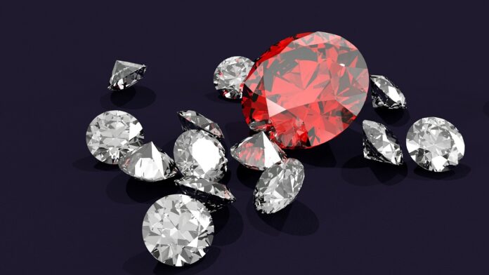 6 Common Misconceptions About Diamond Size and Cut
