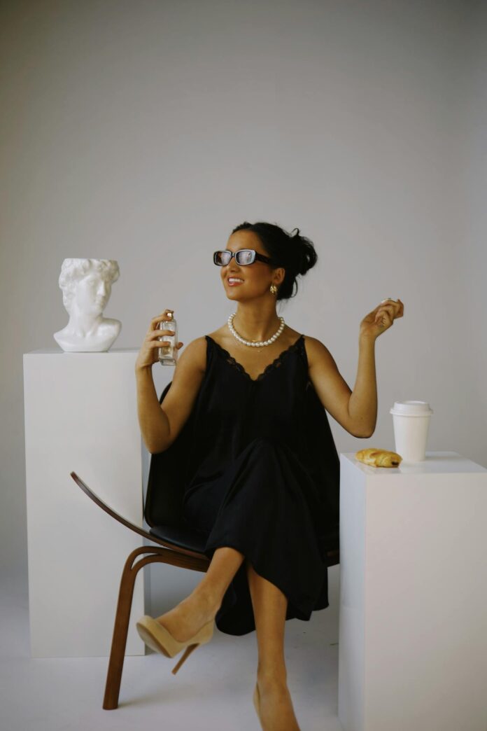 Enhancing Confidence and Reducing Stress: Perfume Tips for Young Actors