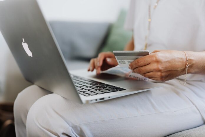 Is It Better To Use A Credit or Debit Card Online?
