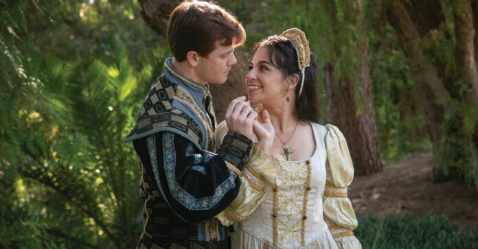 Heavy and light, bright and dark A NoHo Arts theatre review of The Kingsmen’s production of Romeo and Juliet, by William Shakespeare, and directed by Elizabeth Swain at The Kingsmen Park.