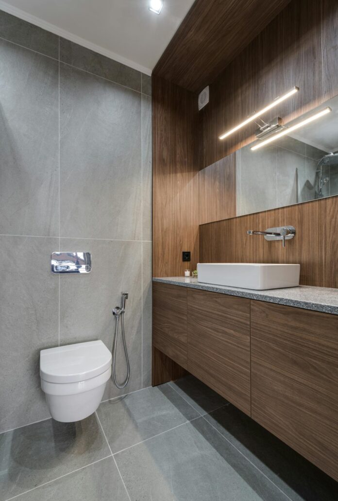 The Ultimate Guide to Choosing a Teak Vanity for Your Bathroom