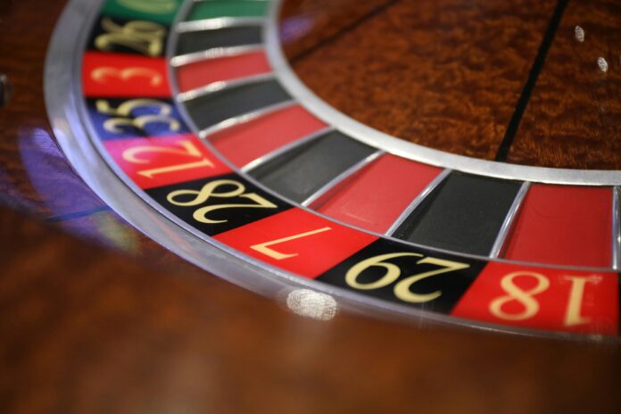 Theatrical Design in Online Casinos