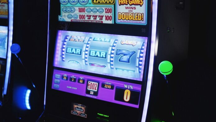 7 key differences between free and real money casino slots 