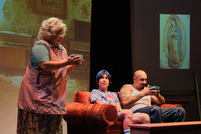 Laura, Gabriela, and Luis in CASA 0101’s FERNANDOMANIA, photo by Rudy Torres.