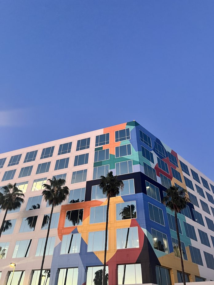 5200 Lankershim Blvd. NoHo Business Feature