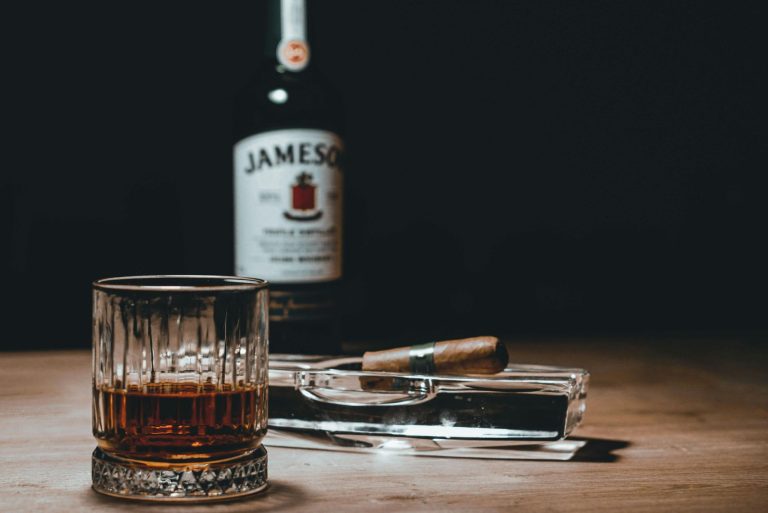 How to Pair Flavored Cigars With Drinks and Desserts